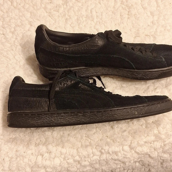 Mens Puma solid black suede sneakers size 10.5 main image 7